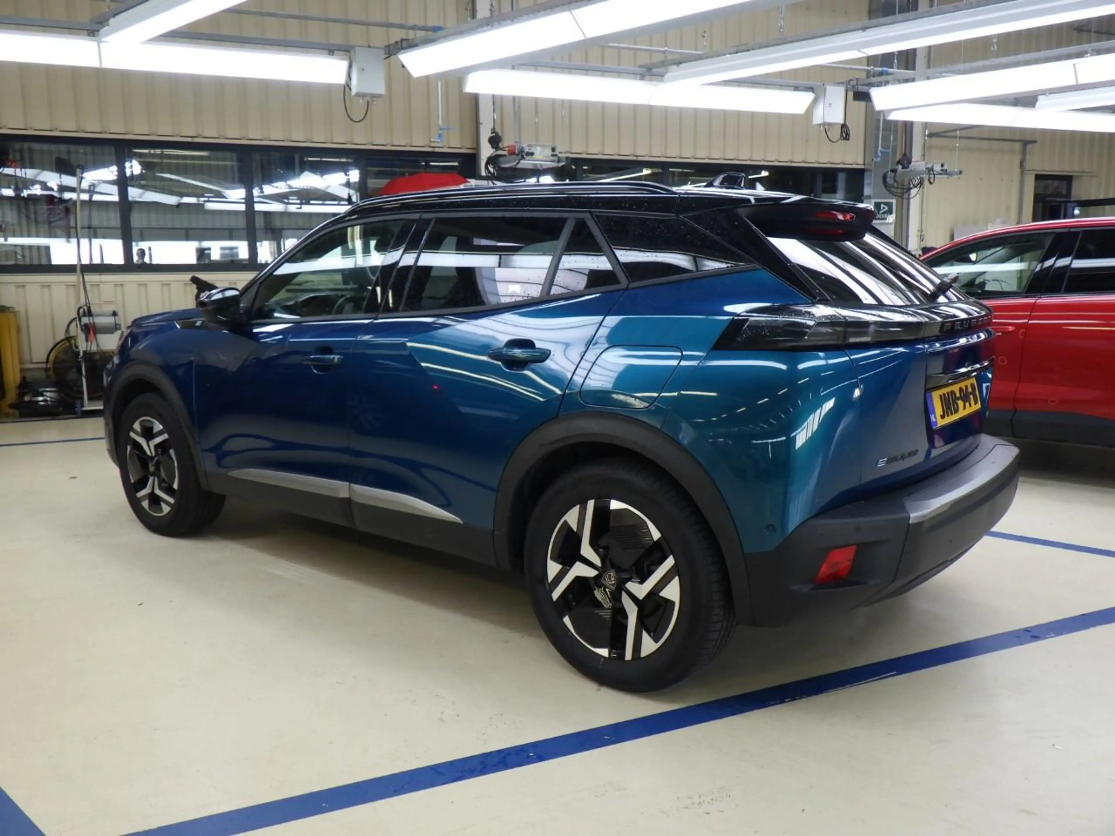 Peugeot e-2008 EV GT Avantage 54 kWh | Fase 3 laden | SOH 98% | M — photo 3