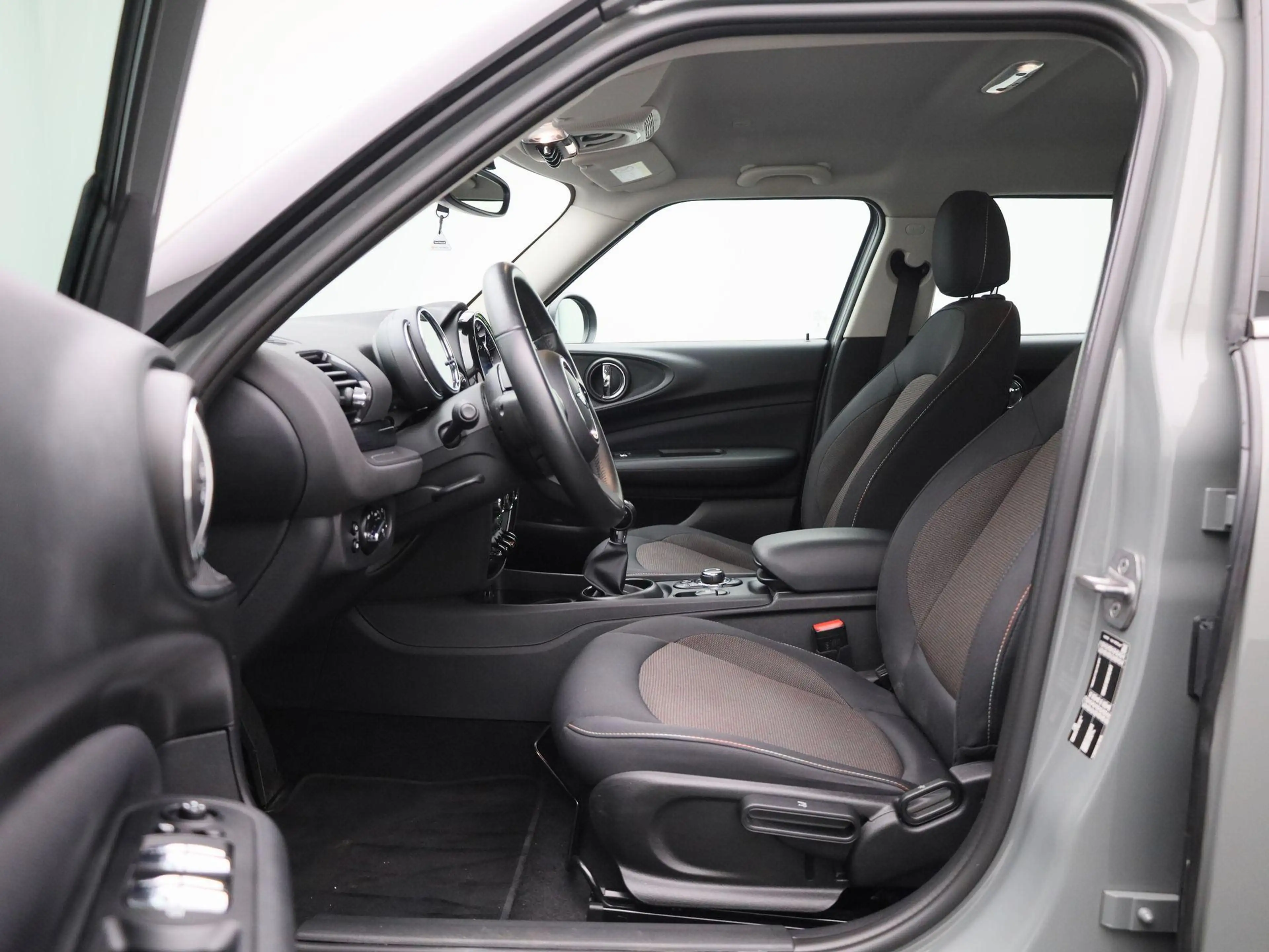 MINI One D Clubman (85 kW) — photo 13