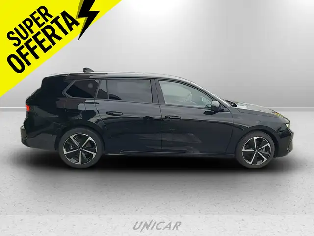 Opel Astra view 6