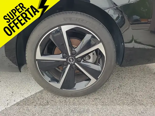 Opel Astra view 9