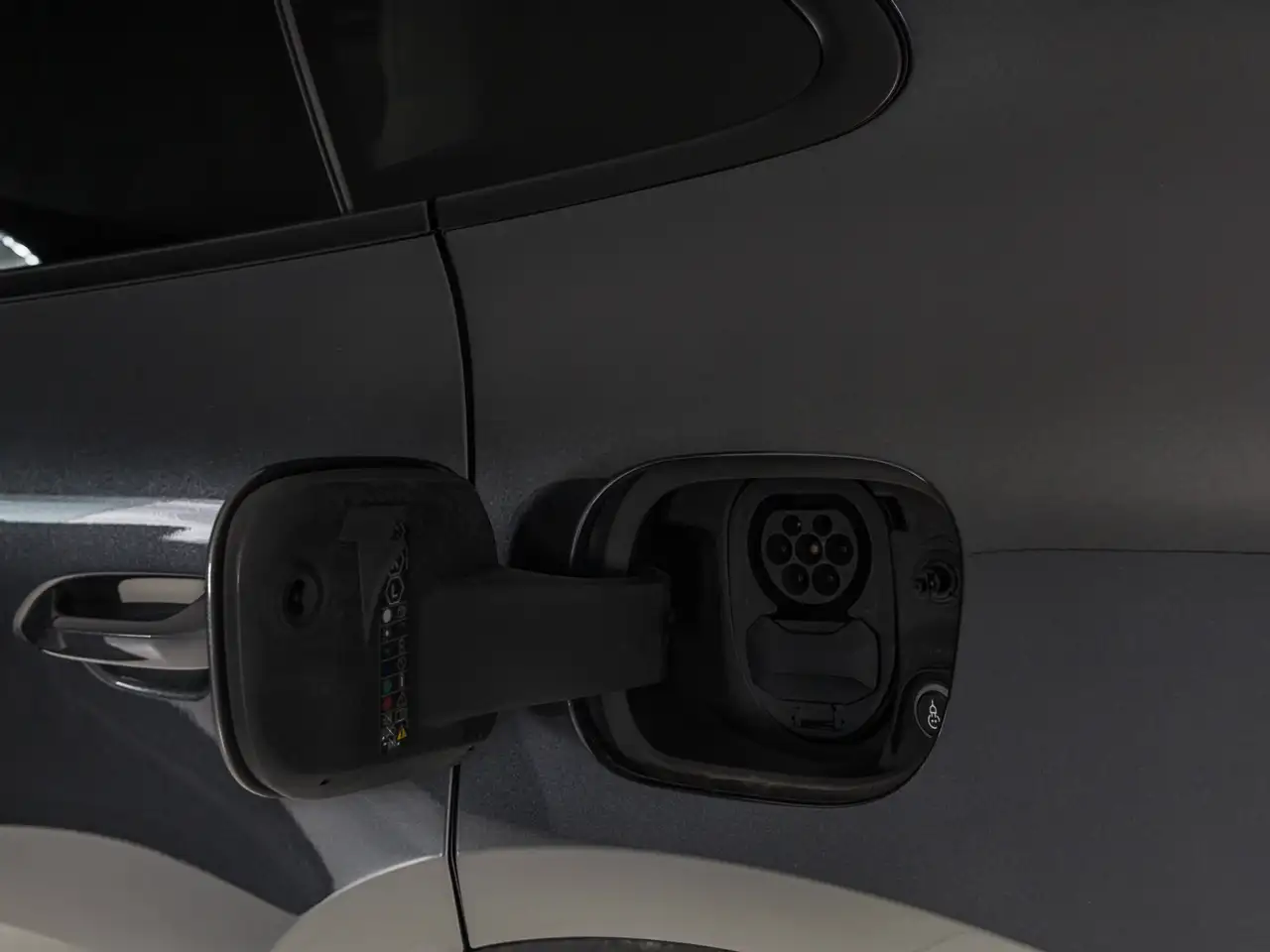 Porsche Macan 4 Elettrica, миниатюра 23