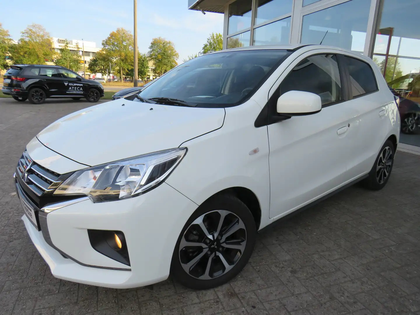 Mitsubishi Space Star Select+Fullink*Sitzh.*Kamera*1Hand Blanc - 2