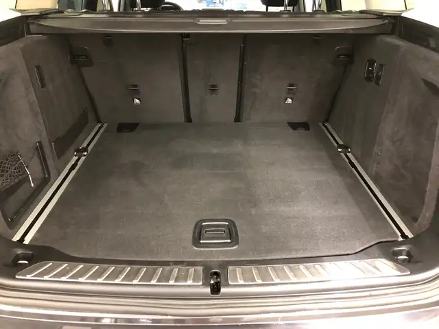 BMW X3 view 10