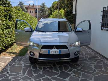 Outlander II 2007 2.2 di-d Instyle 7posti tc sst dpf
