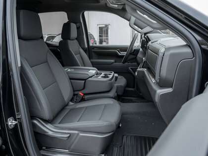 used 2025 GMC Sierra 1500 car, priced at $45,056
