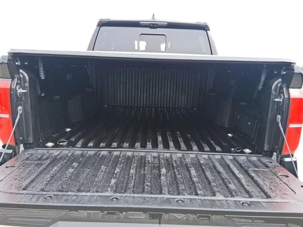 Toyota Tacoma снимка Toyota Tacoma