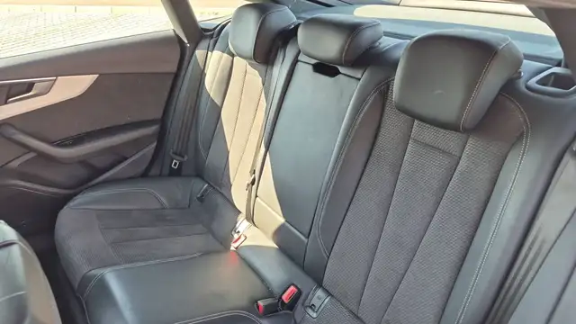 Audi A5 view 9