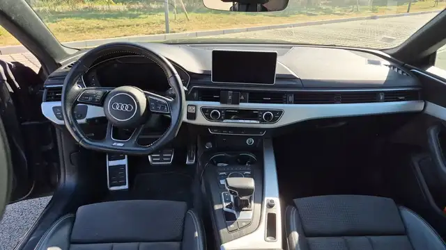 Audi A5 view 11
