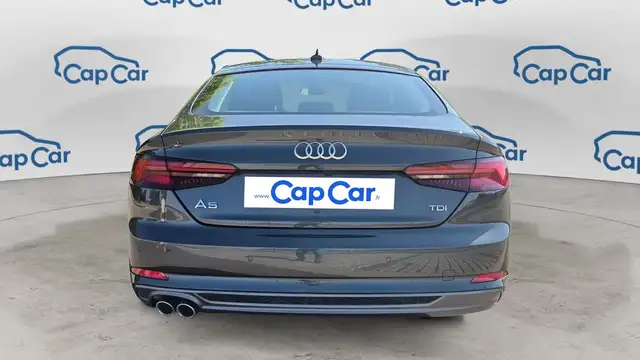 Audi A5 view 3