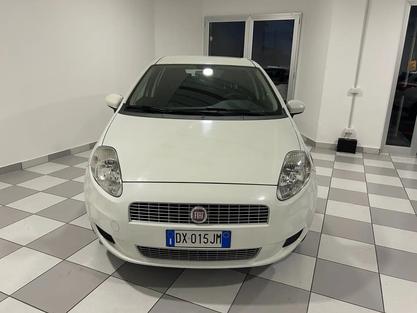 Fiat Grande Punto 5p 1.4 natural power Dynamic 77cv bombola nuova Wit - 2