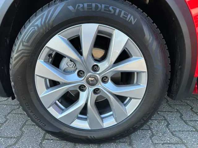 Renault Captur view 9