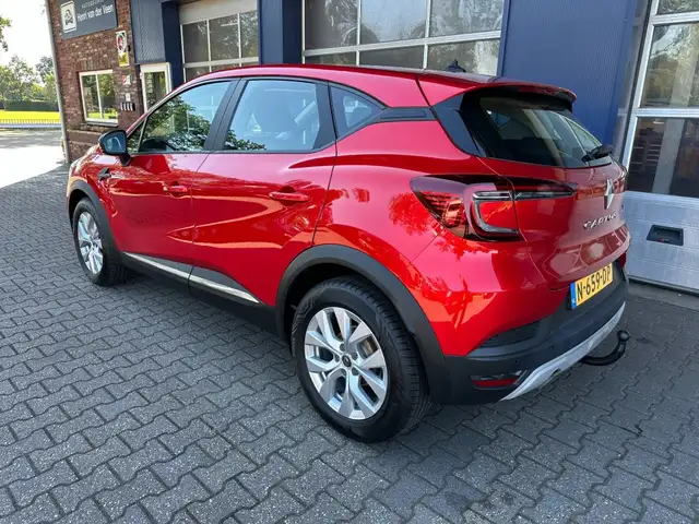 Renault Captur view 2
