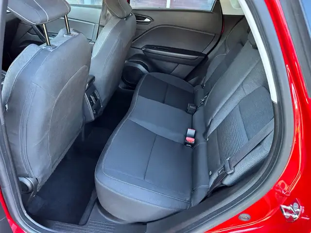 Renault Captur view 12