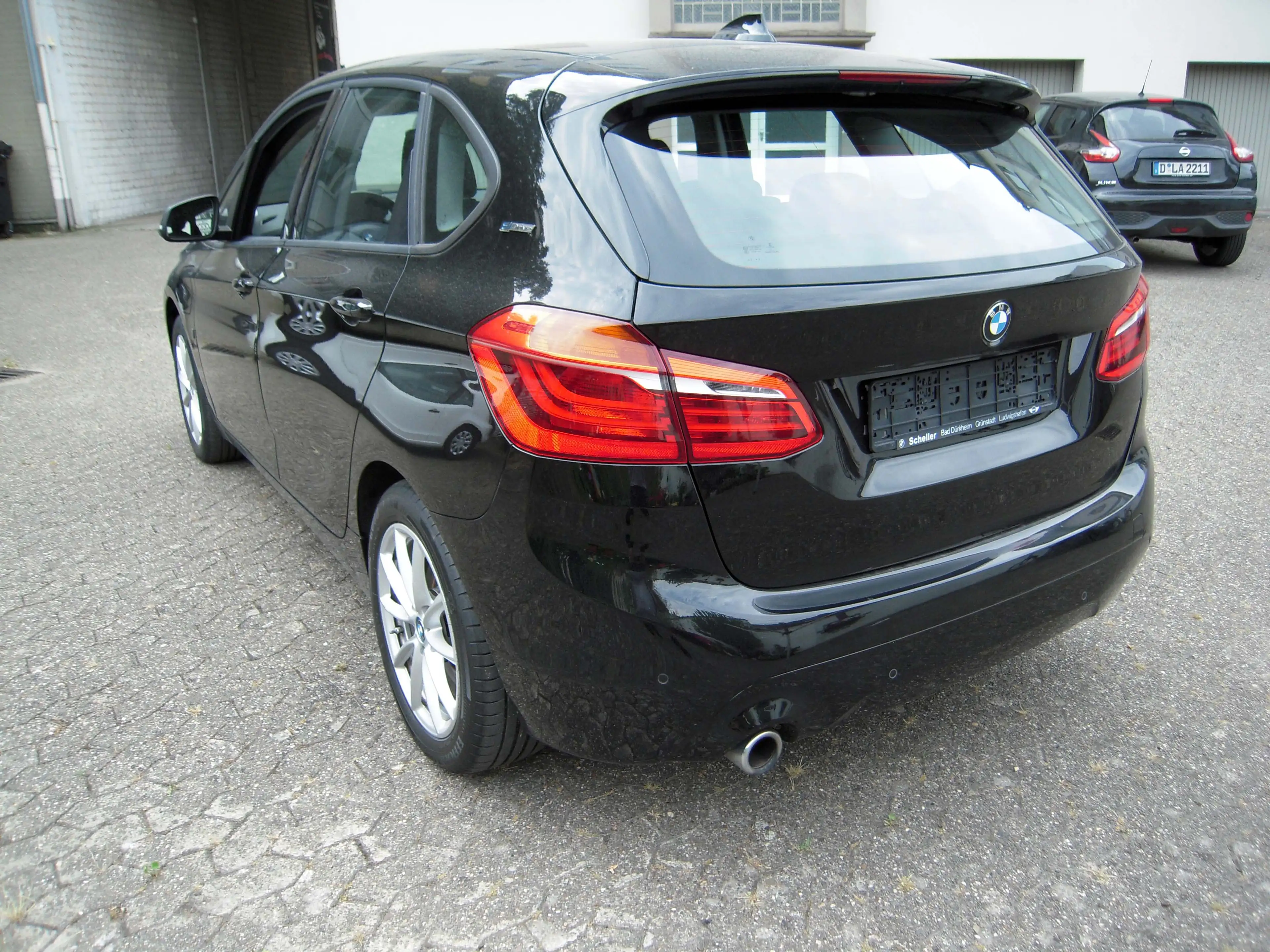BMW 225 225 xe Performace Advantage Inzahlungnahme möglich!! — photo 2