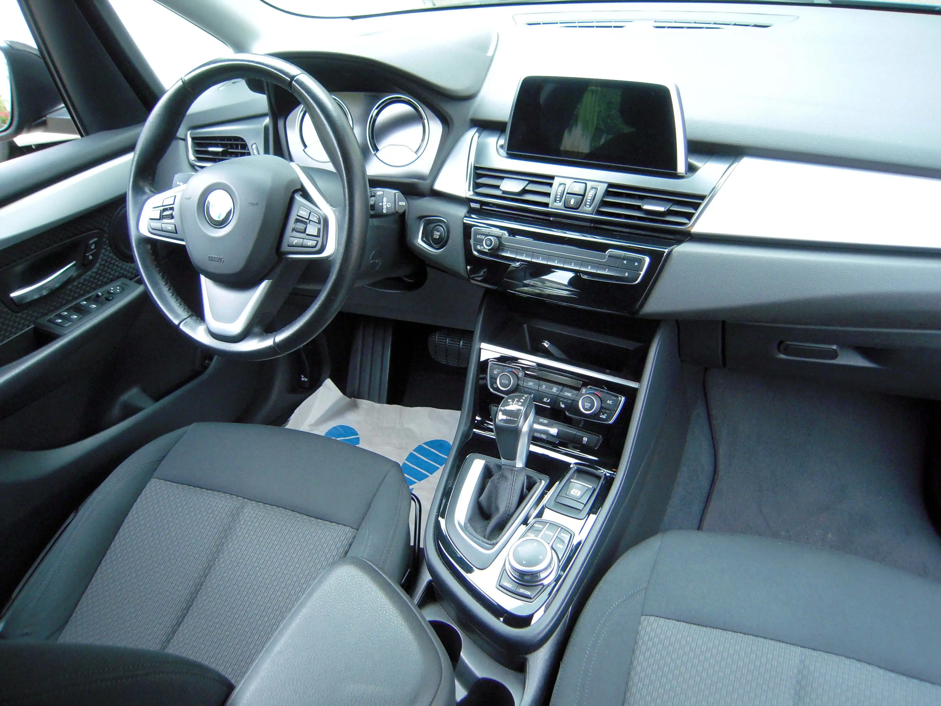 BMW 225 225 xe Performace Advantage Inzahlungnahme möglich!! — photo 5