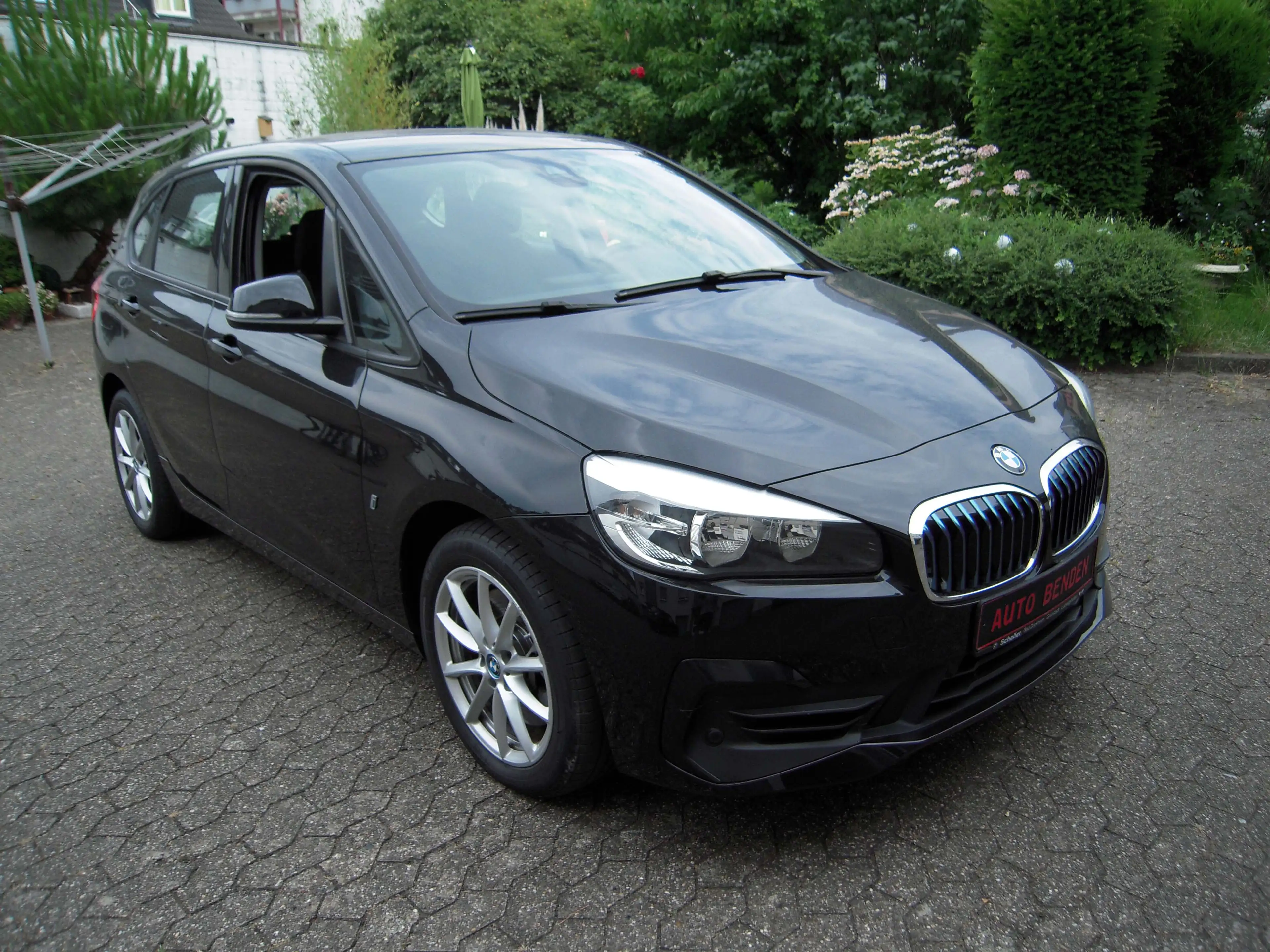 BMW 225 225 xe Performace Advantage Inzahlungnahme möglich!! — photo 4