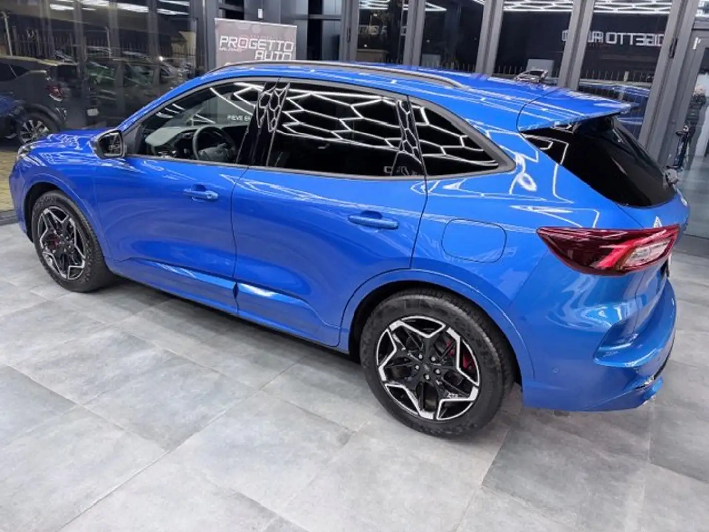 Ford Kuga Kuga 2.5 Full hybrid ST-Line X 2wd 180cv cvt Blu/Azzurro - 2