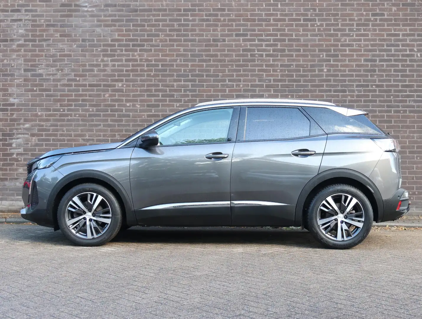 Peugeot 3008 SUV Blue Lease Allure 130PK | AppleCarPlay/Android Grijs - 2