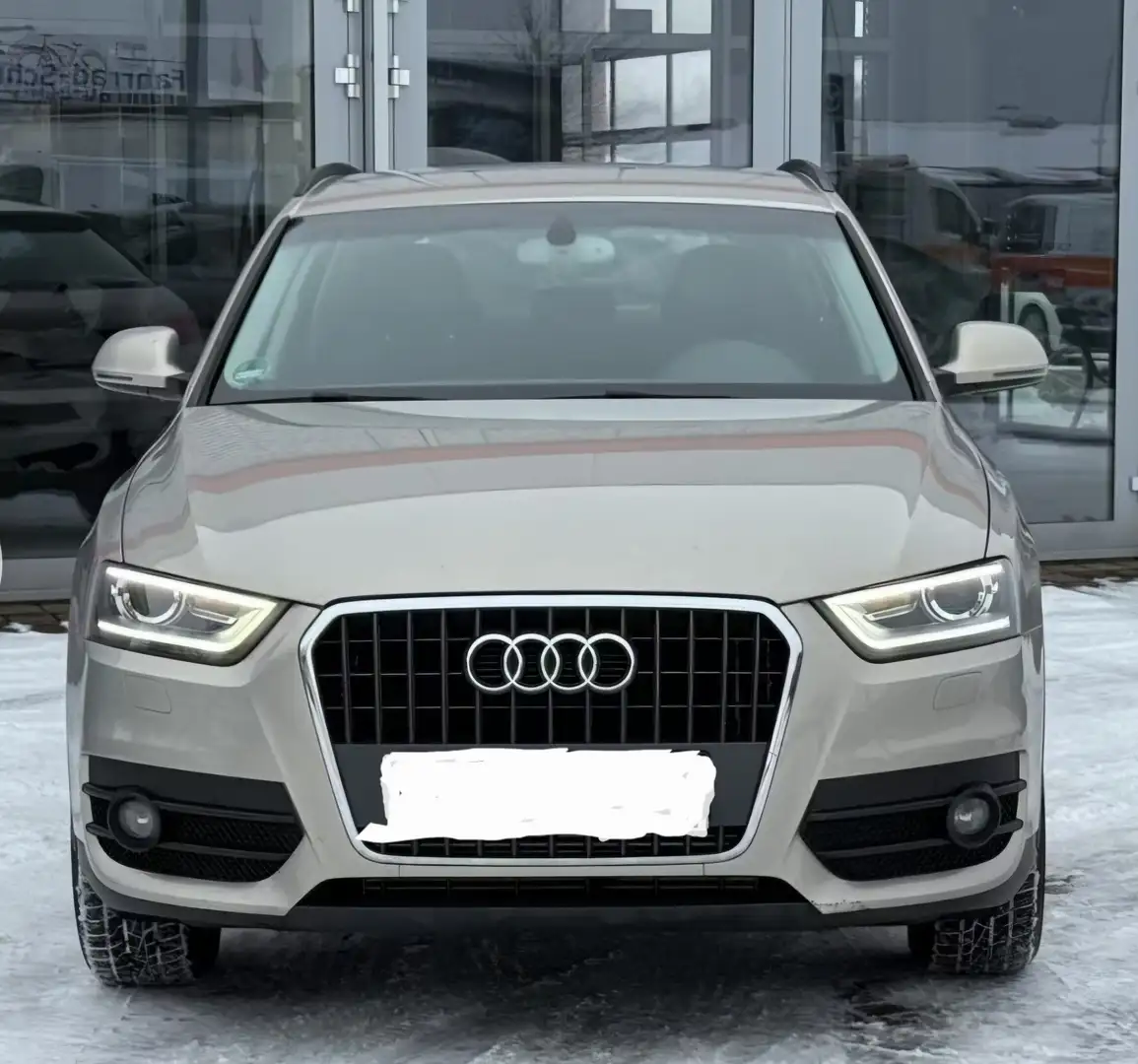 Audi Q3 2.0TDI Ambition - 1