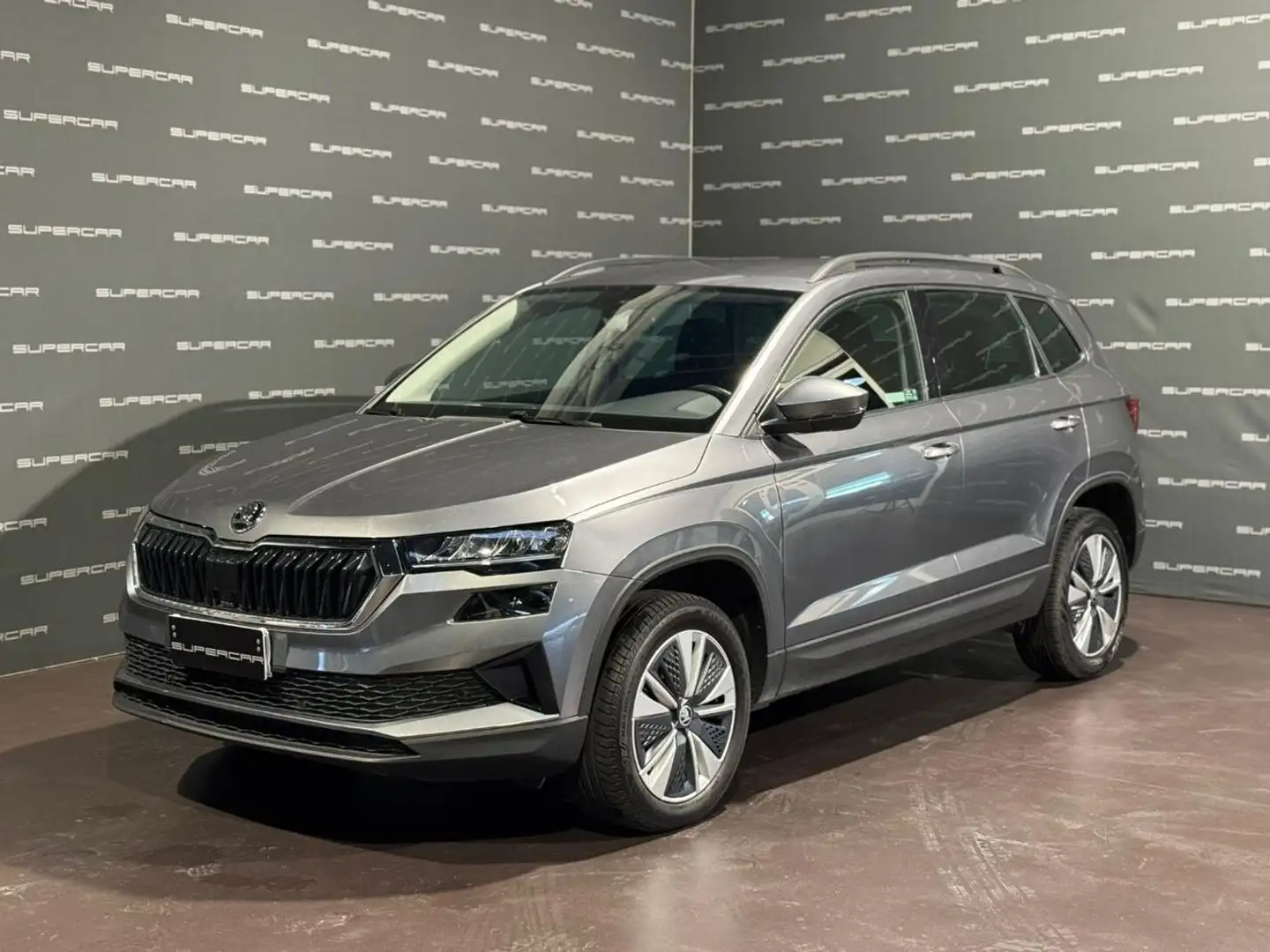 Skoda Karoq 2.0 TDI EVO SCR 115 CV DSG Executive Gris - 1