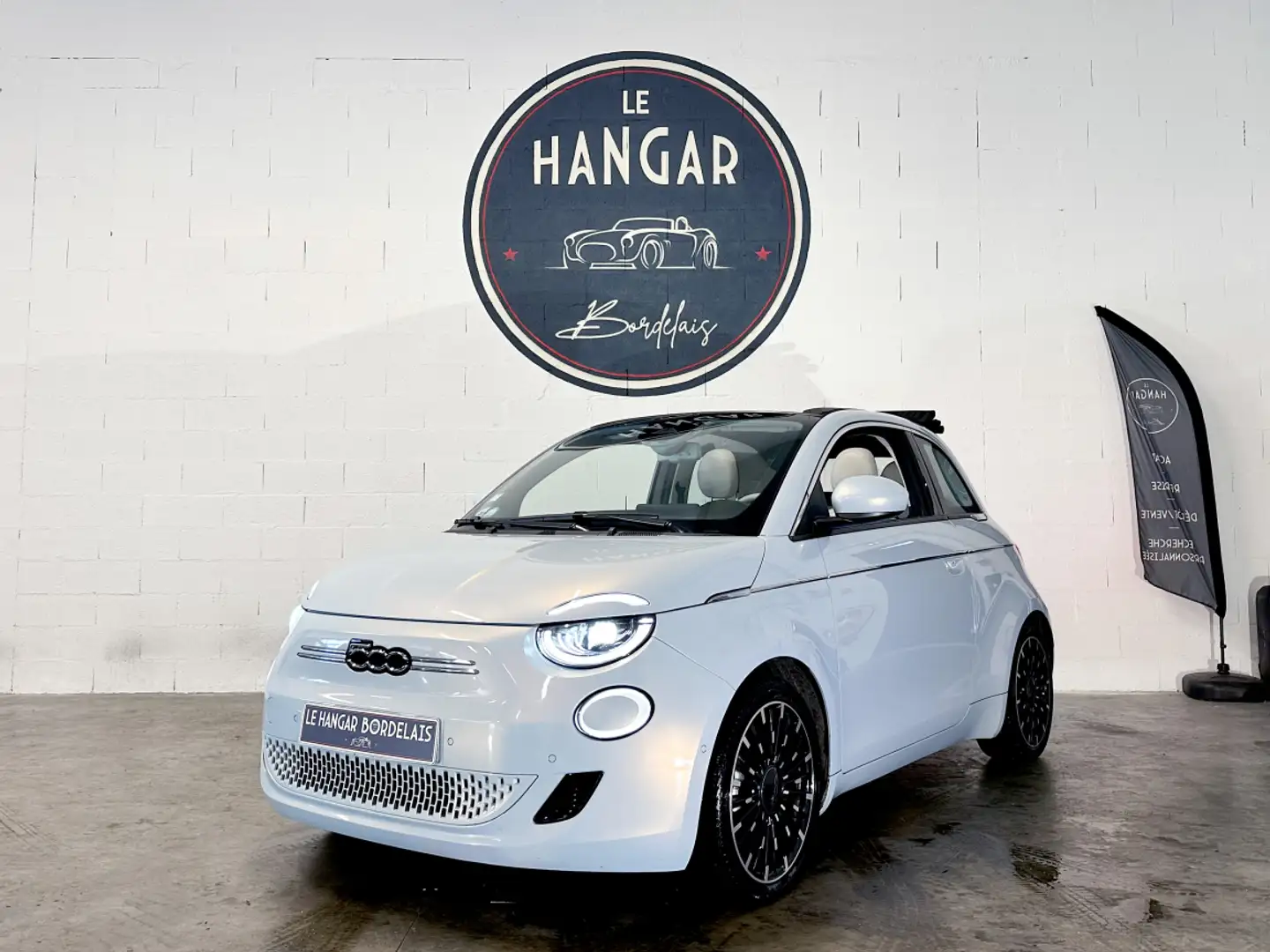 Fiat 500 e 120ch La Prima 1 of 500 - 1