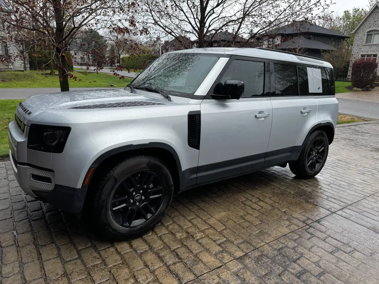 2023 Land Rover Defender