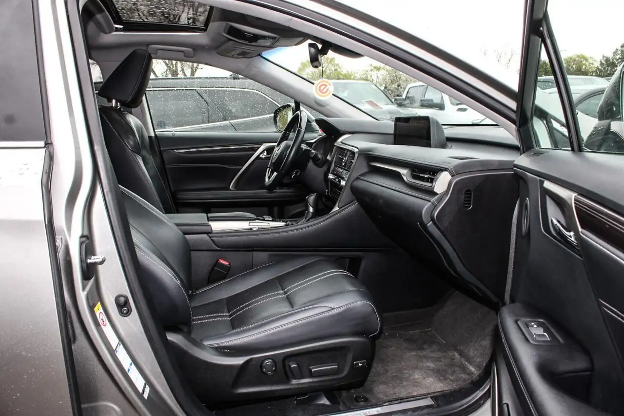 Lexus RX снимка Lexus RX