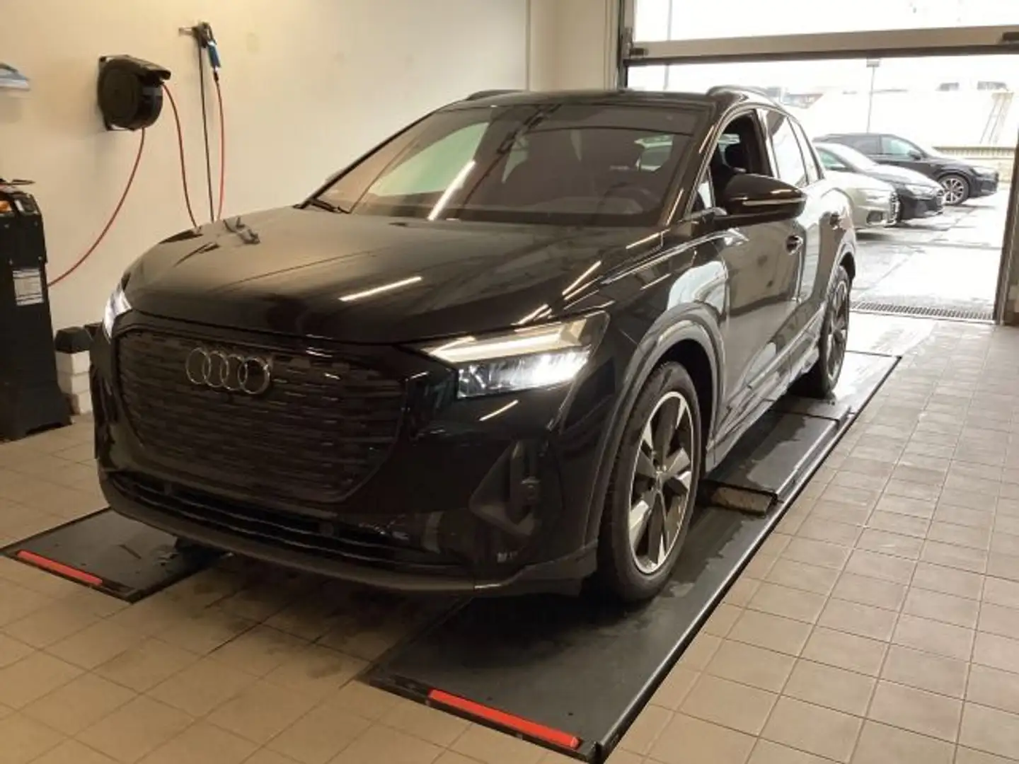 Audi 45 e-tron qu 2xS LINE/SOH100%/WÄRMEPUMPE/LM20 Schwarz - 2