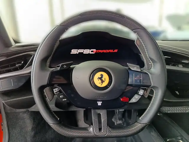 Ferrari SF90 Stradale 7,9kWh F1-DCT Ansicht 12