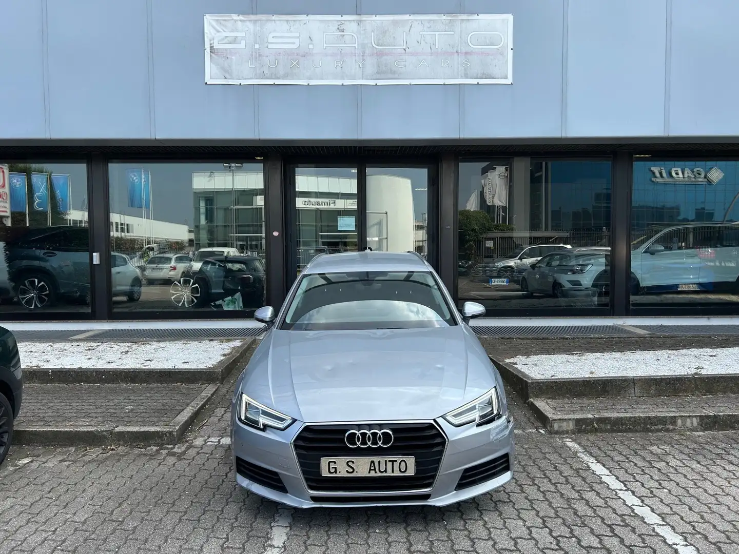 Audi A4 Avant 35 2.0 tdi 150cv s-tronic my16 GRANDINATA Zilver - 2