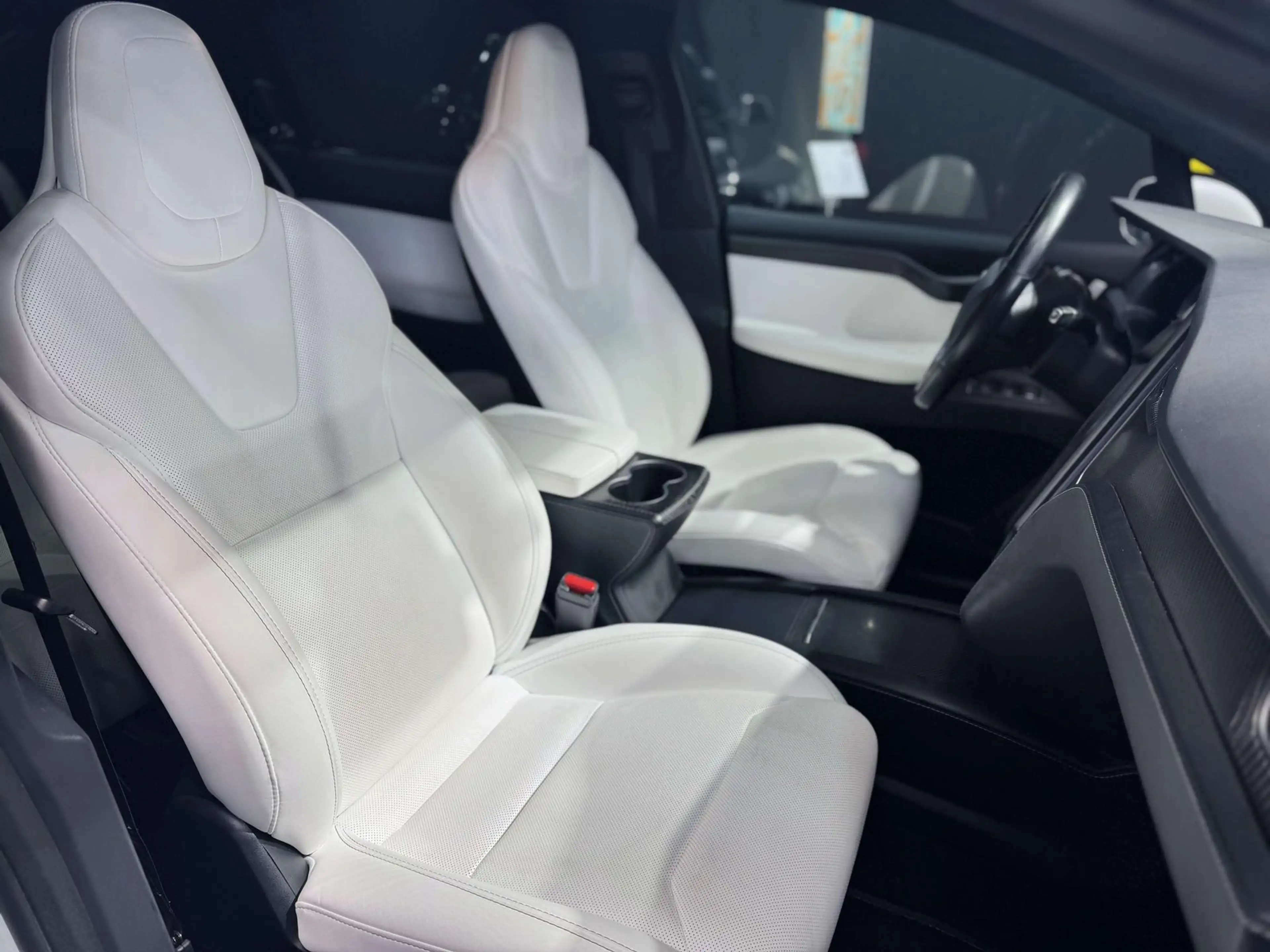Tesla Model X Performance Dual*1.Hand*6 Sitzer*Panorama* — photo 11