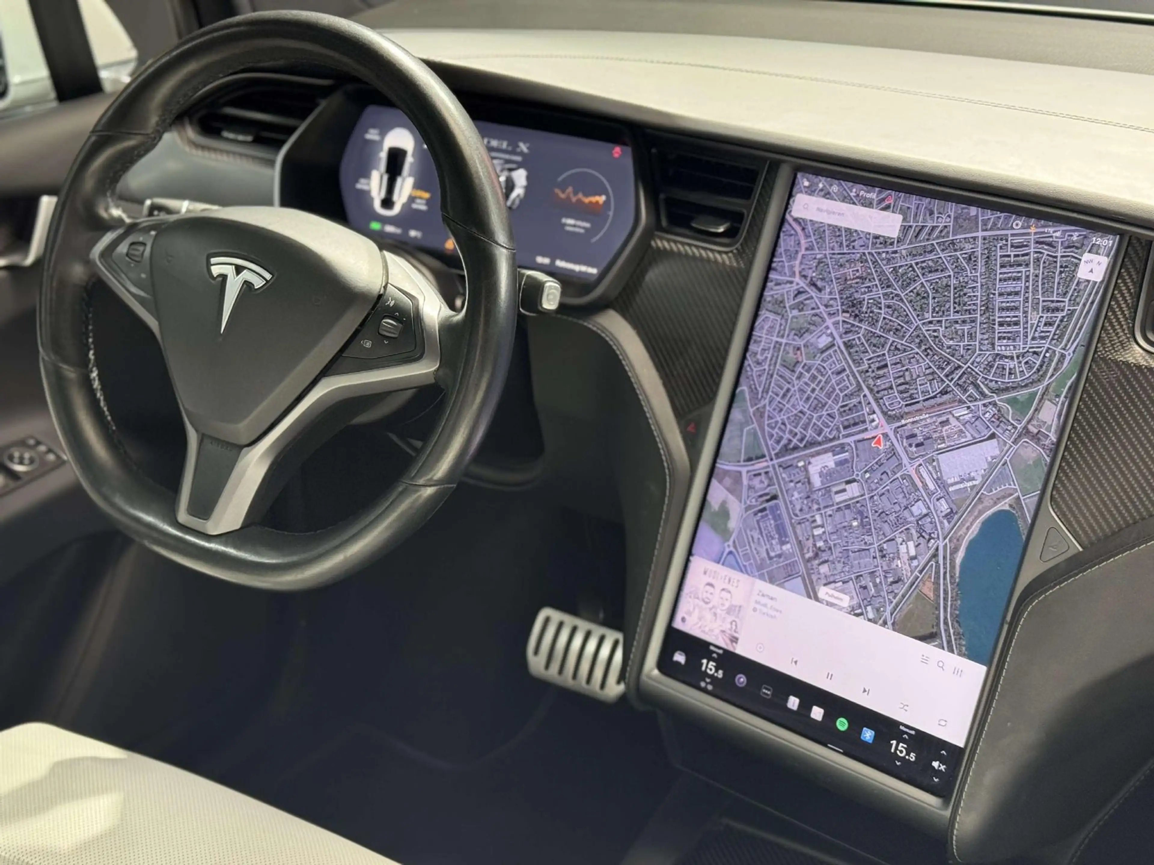 Tesla Model X Performance Dual*1.Hand*6 Sitzer*Panorama* — photo 10