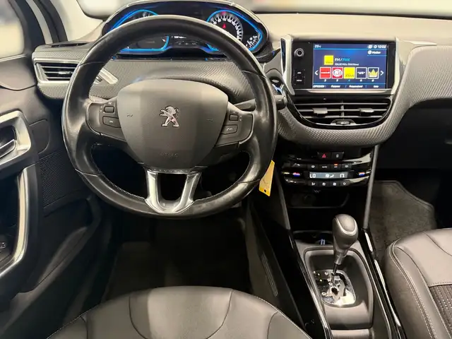 Peugeot 2008 view 7