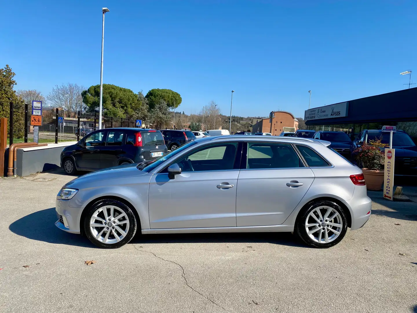 Audi A3 A3 Sportback 30 1.6 tdi Admired 116cv s-tronic Argento - 2