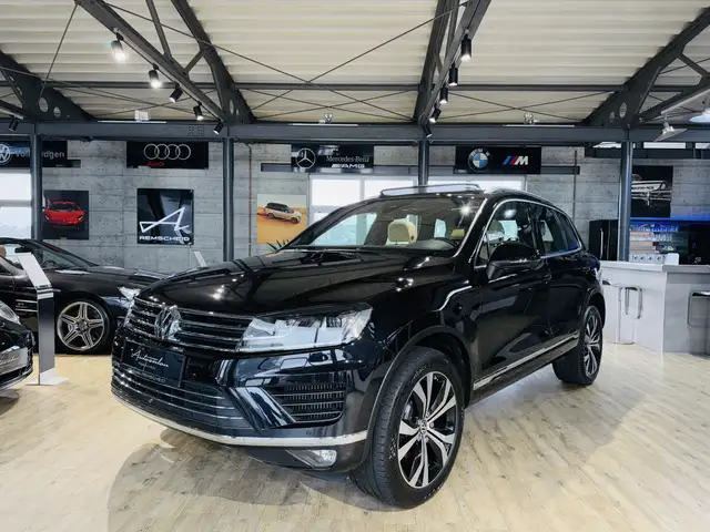 Volkswagen Touareg V6 TDI Exclusive Terrain Tech 4Motion