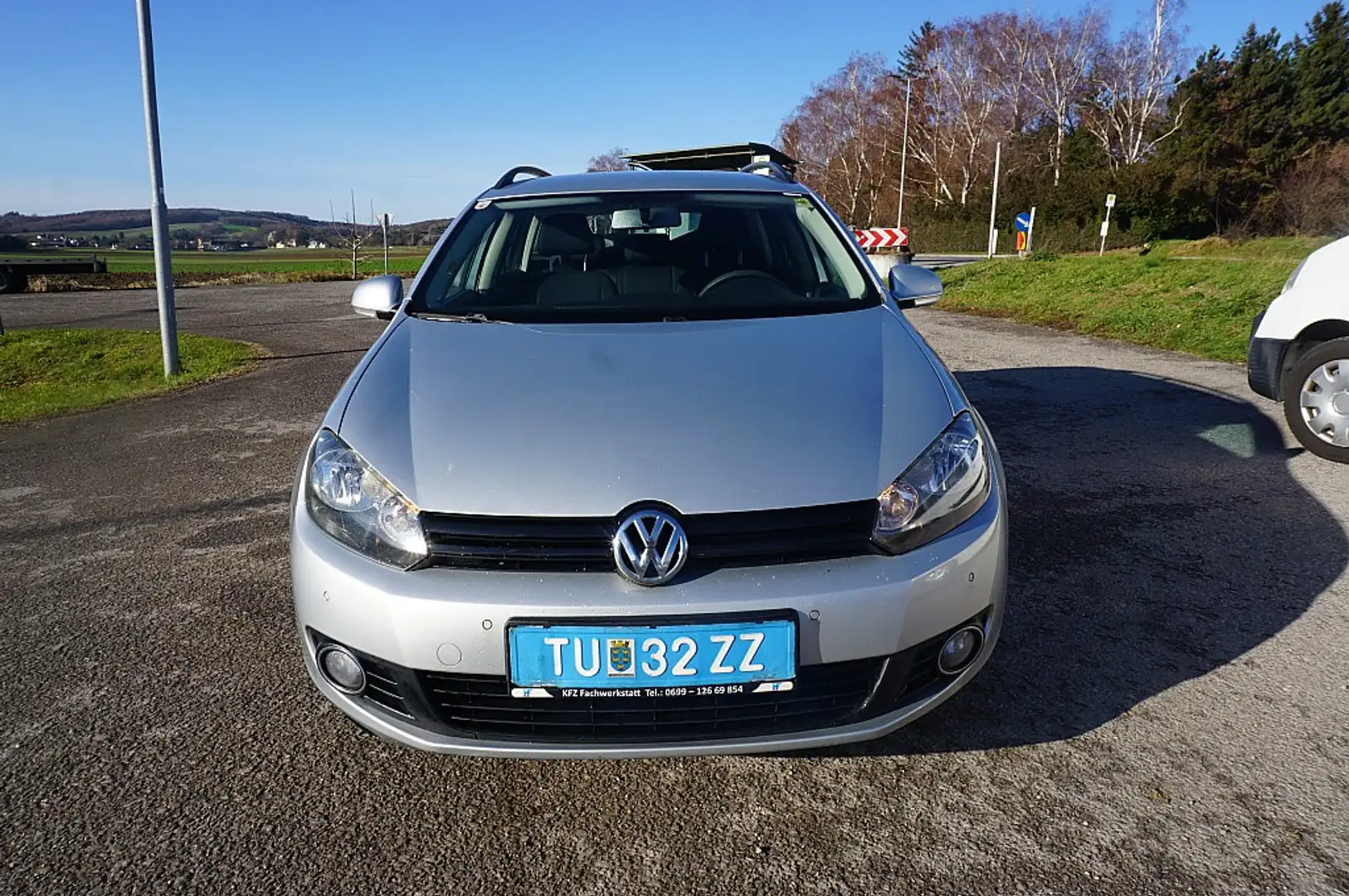 Volkswagen Golf Variant Trendline 1,6 TDI DPF Grau - 1