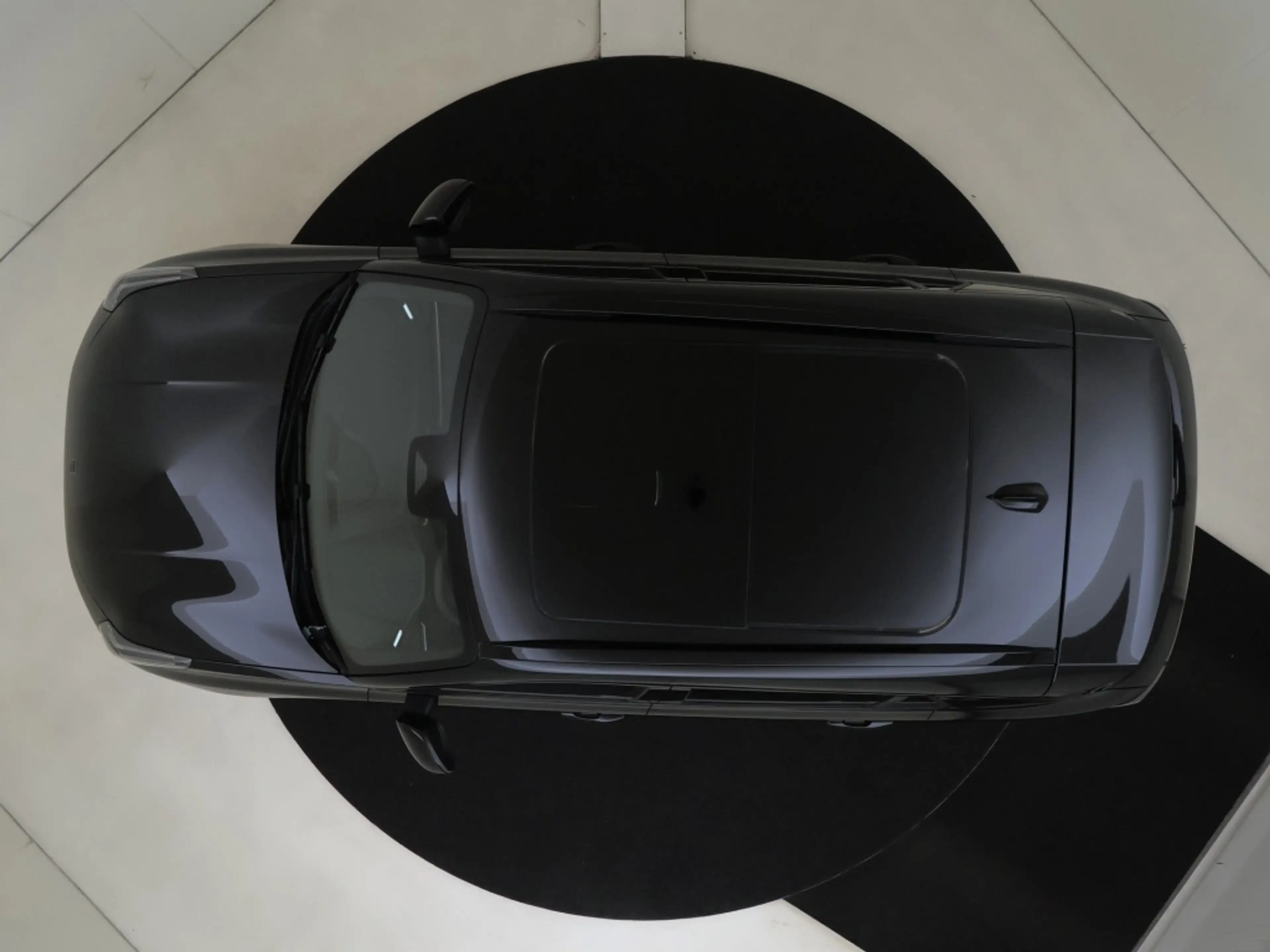 Lynk & Co 01 | MORE | Panoramadak | 360° camera | — photo 6
