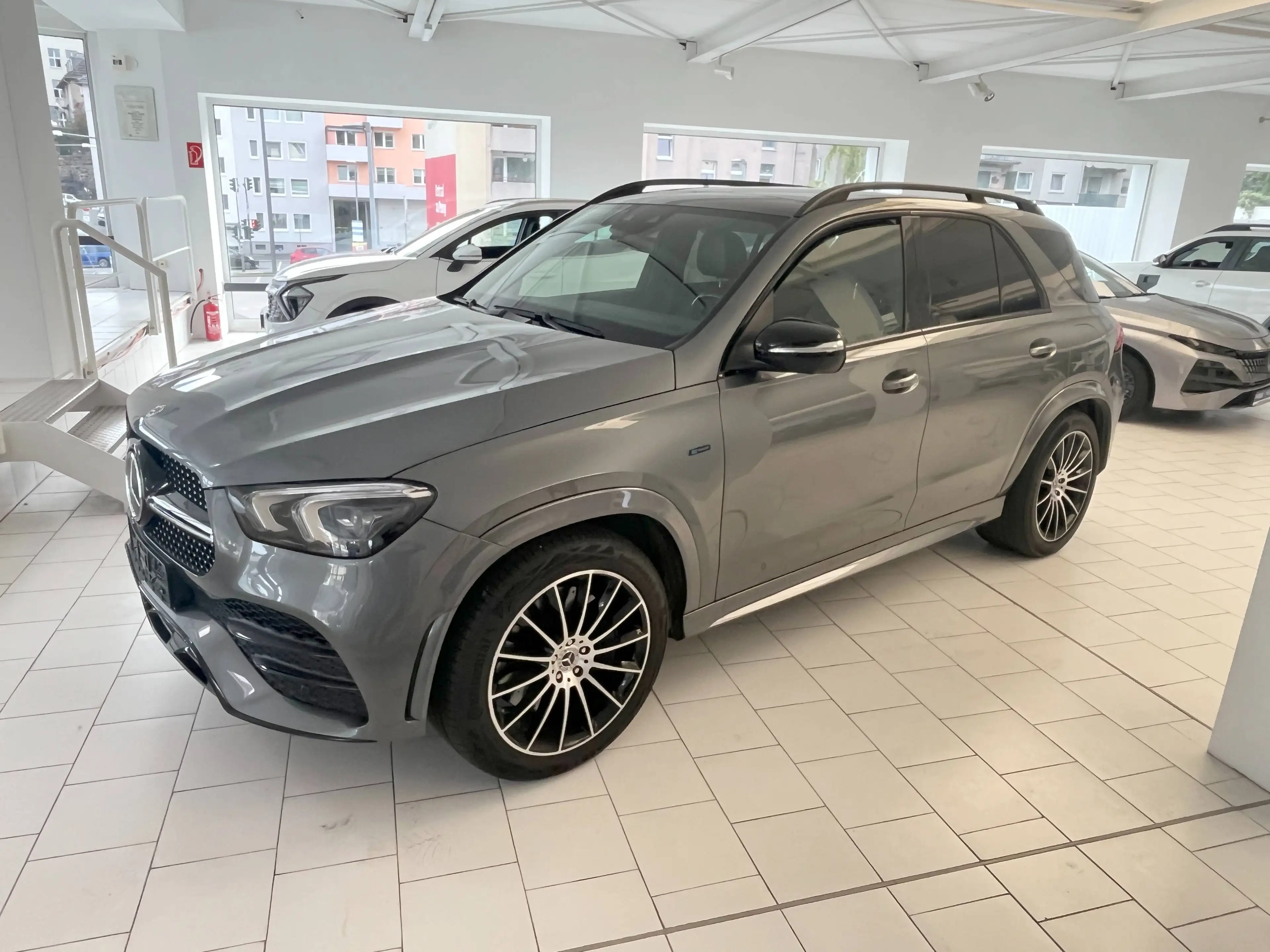 Mercedes-Benz GLE 350 GLE 350 de 4Matic *Pano*AHK* Sound* — photo 14