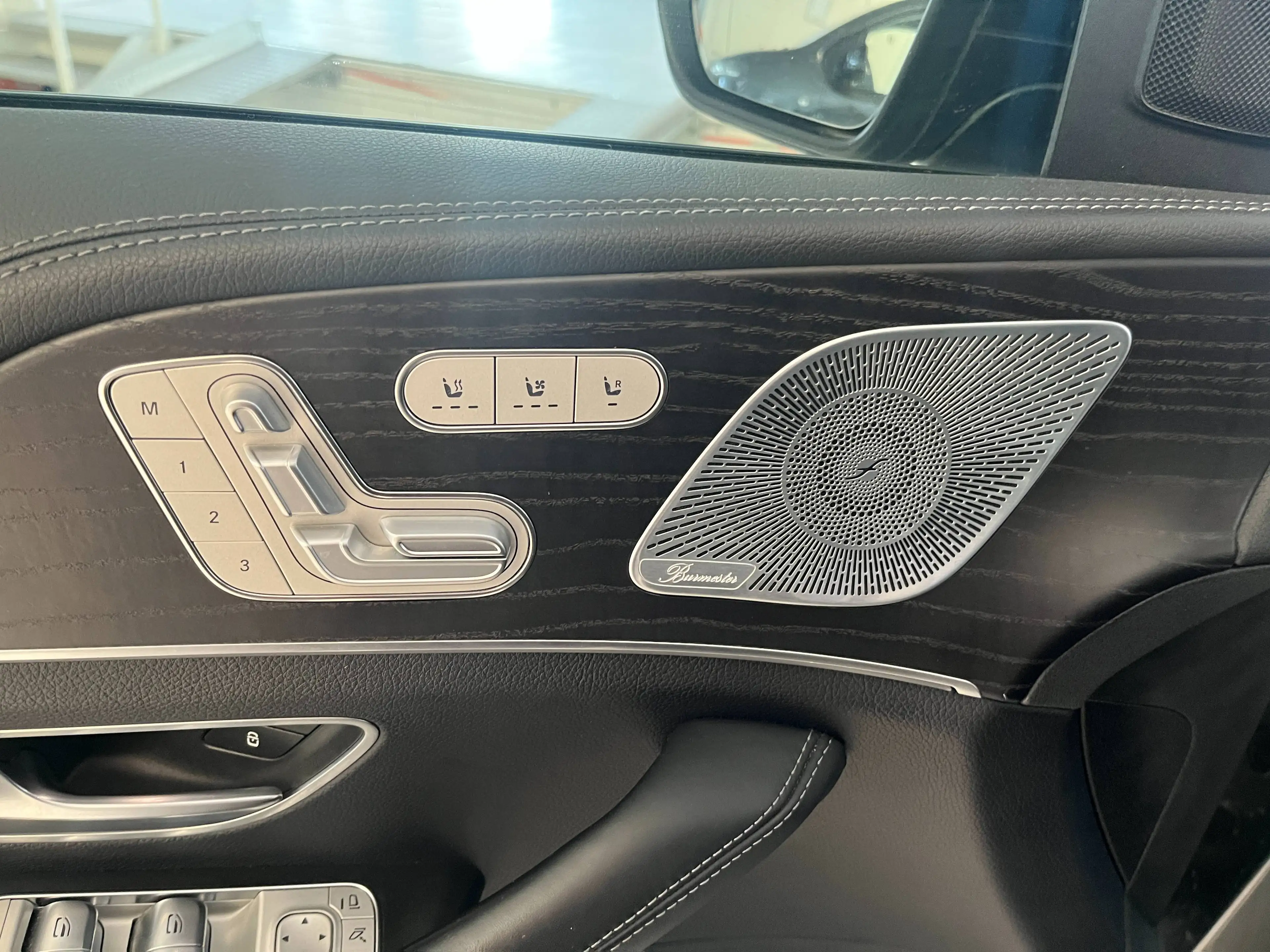 Mercedes-Benz GLE 350 GLE 350 de 4Matic *Pano*AHK* Sound* — photo 12