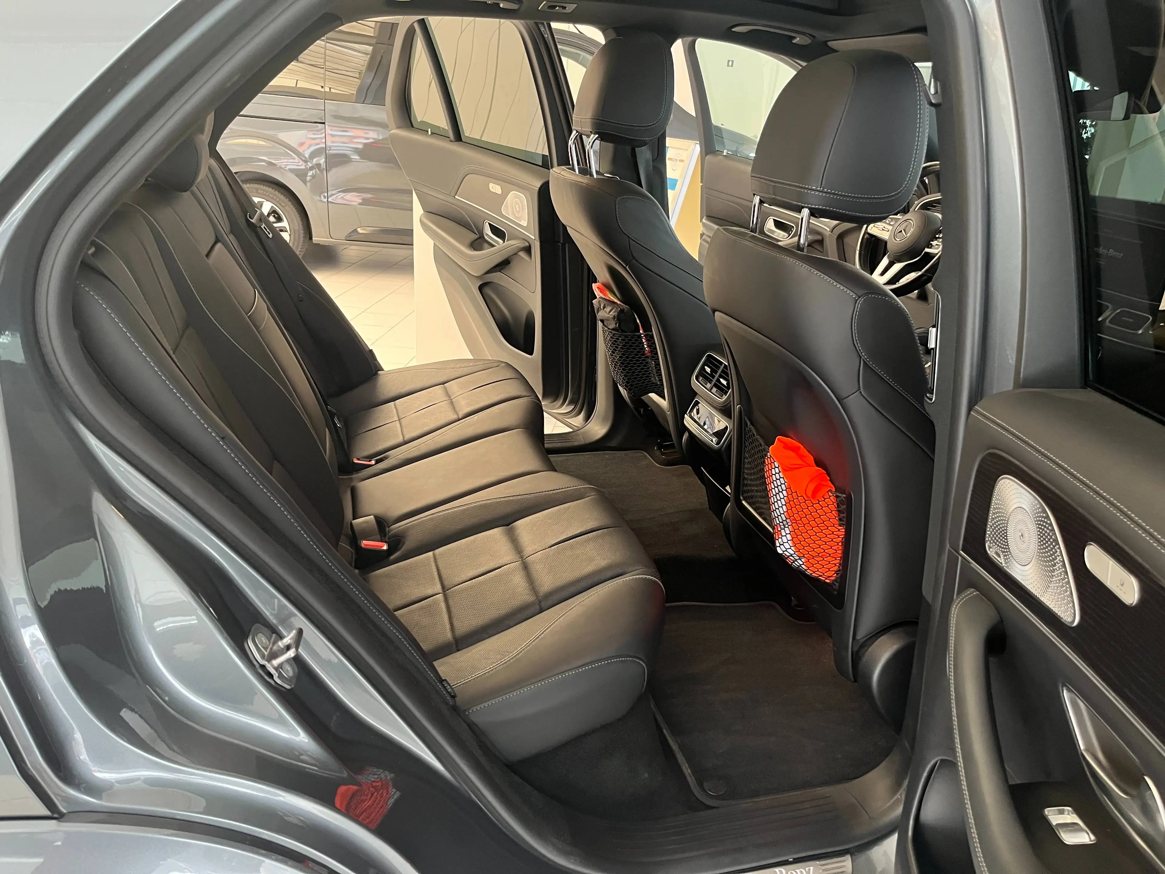 Mercedes-Benz GLE 350 GLE 350 de 4Matic *Pano*AHK* Sound* — photo 4