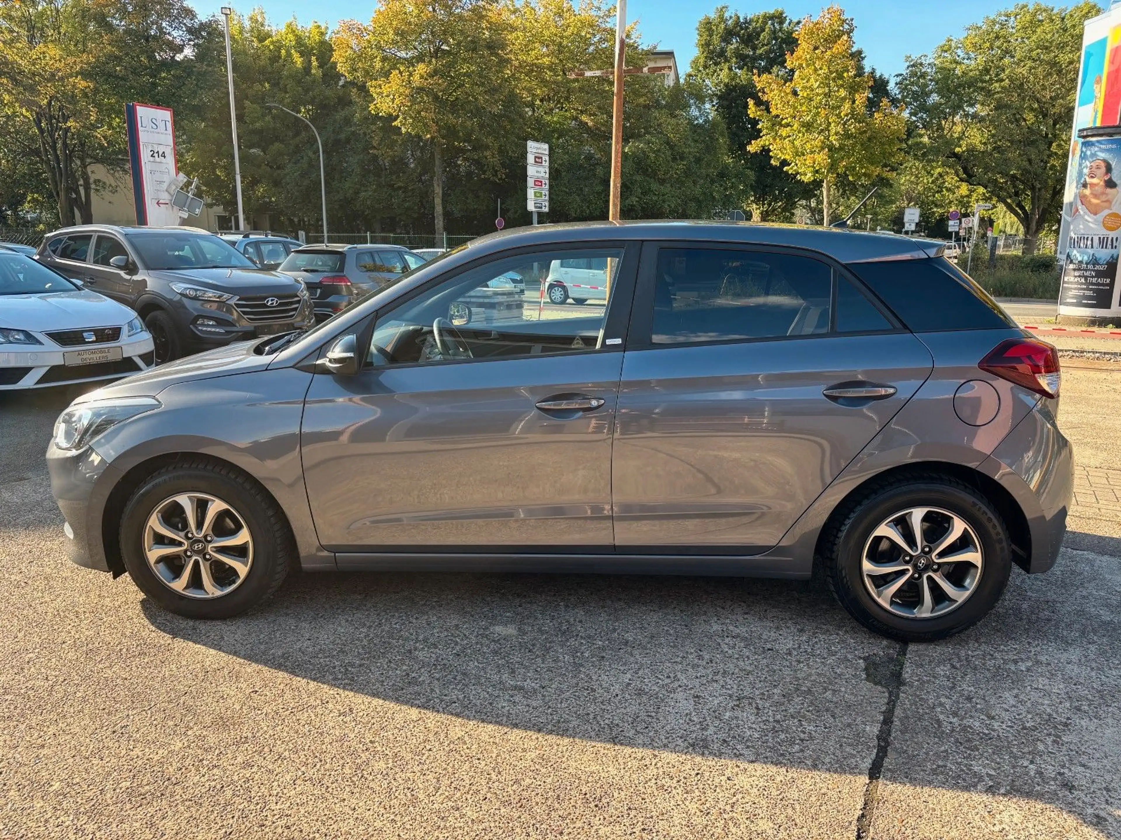 Hyundai i20 Passion — photo 8