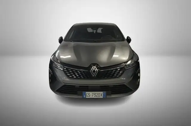 Renault Clio view 4