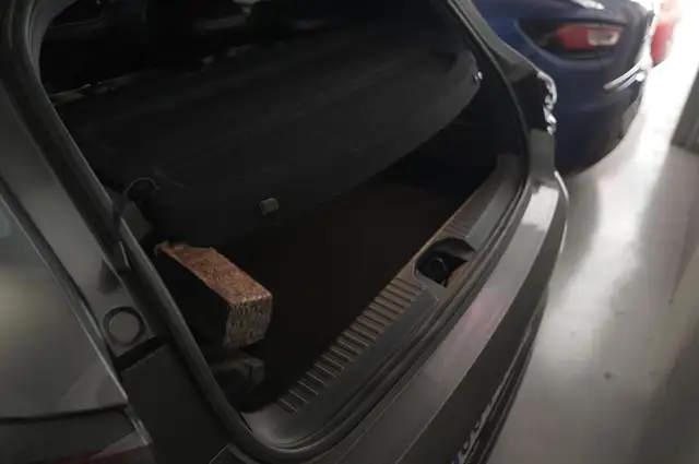Renault Clio view 9
