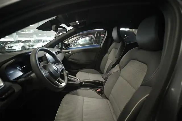 Renault Clio view 10
