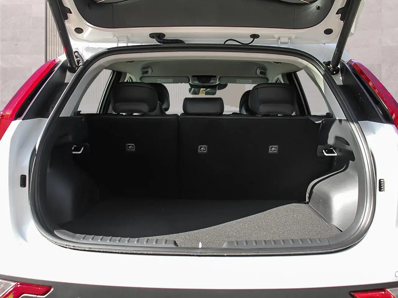 Kia Niro снимка Kia Niro