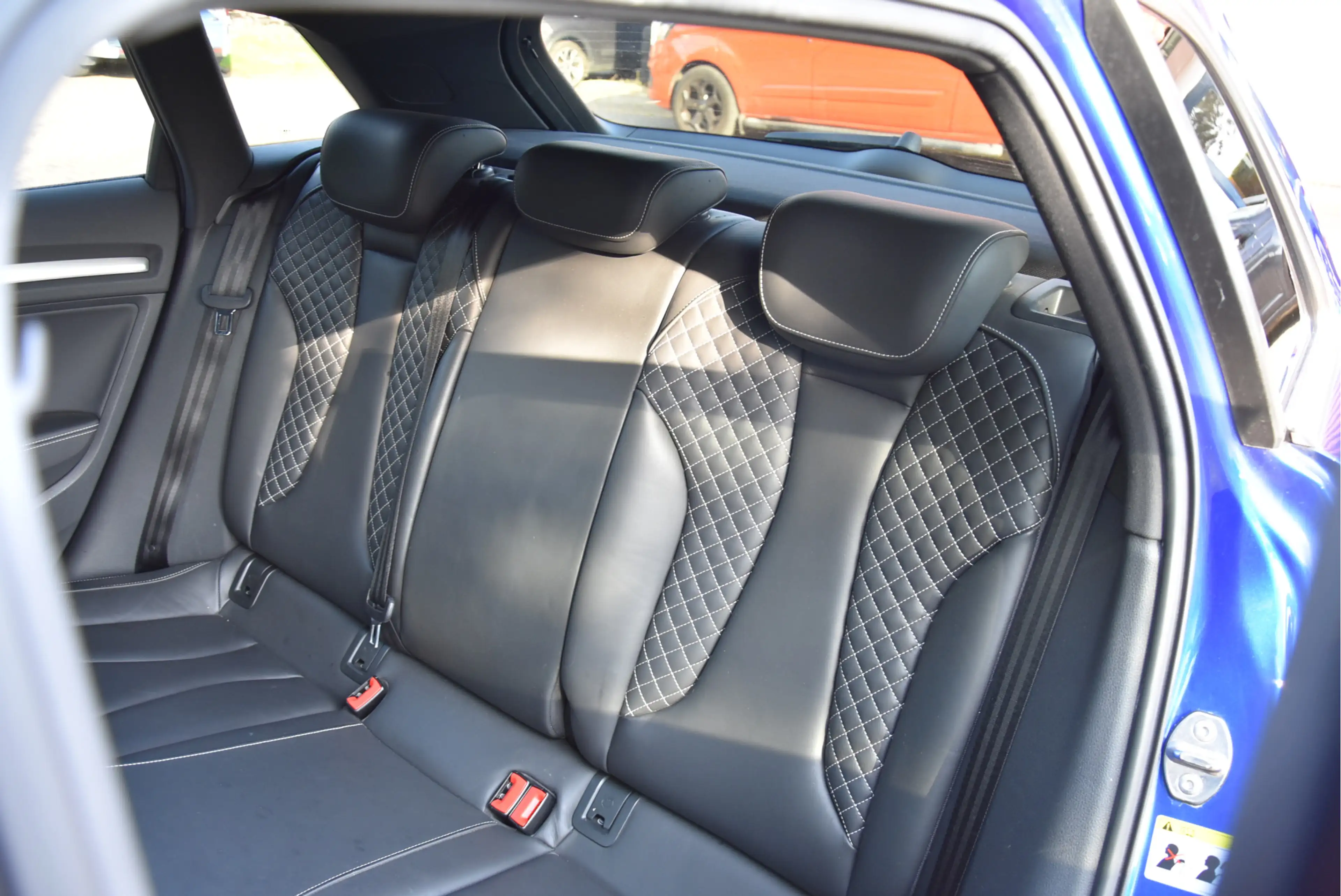 Audi S3 Sportback B&O sportstoelen dealer onderhouden — photo 7