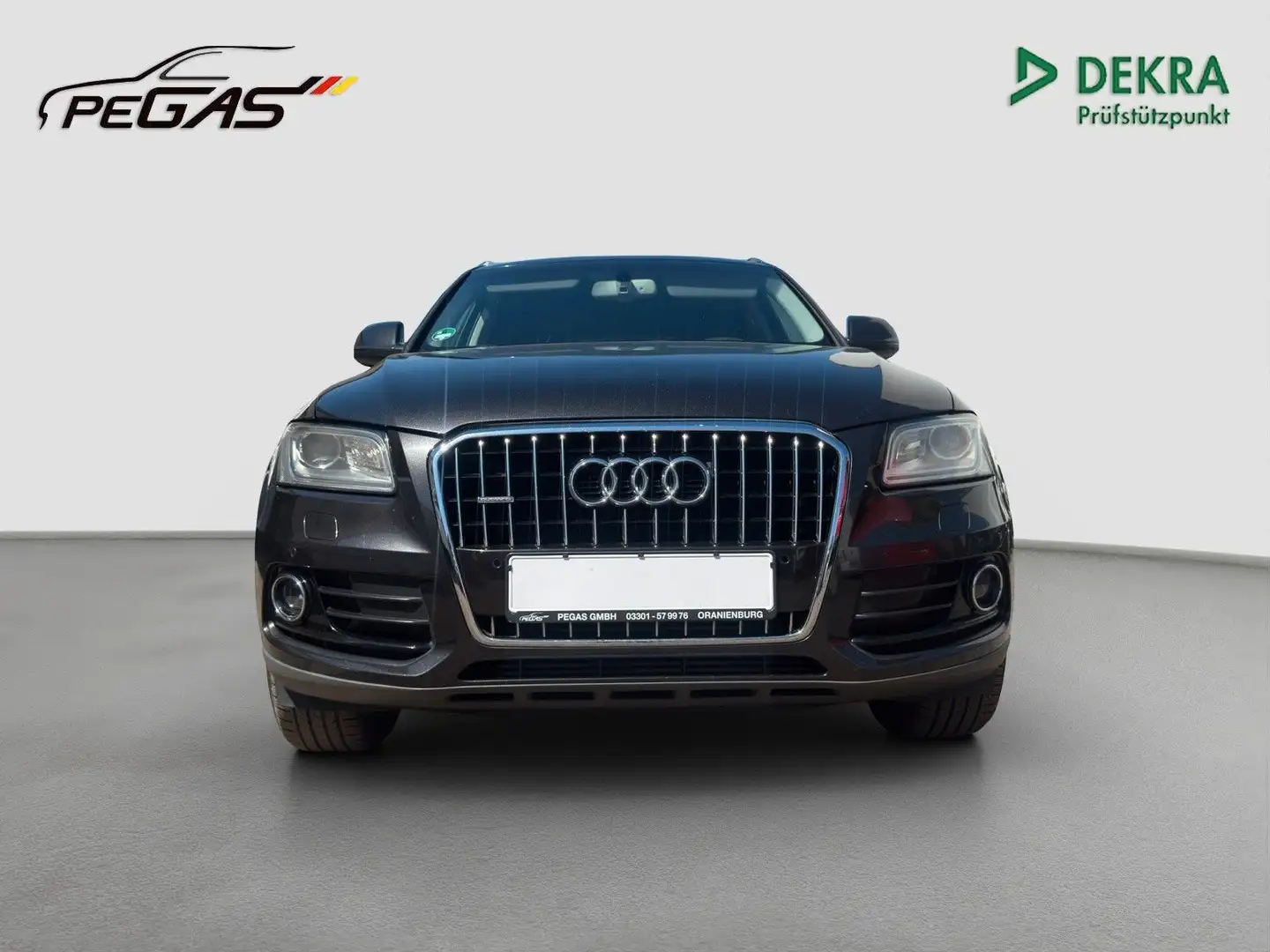 Audi Q5 3.0TDI  quattro, TÜV, Scheckheft, Guter Zust. Grau - 2
