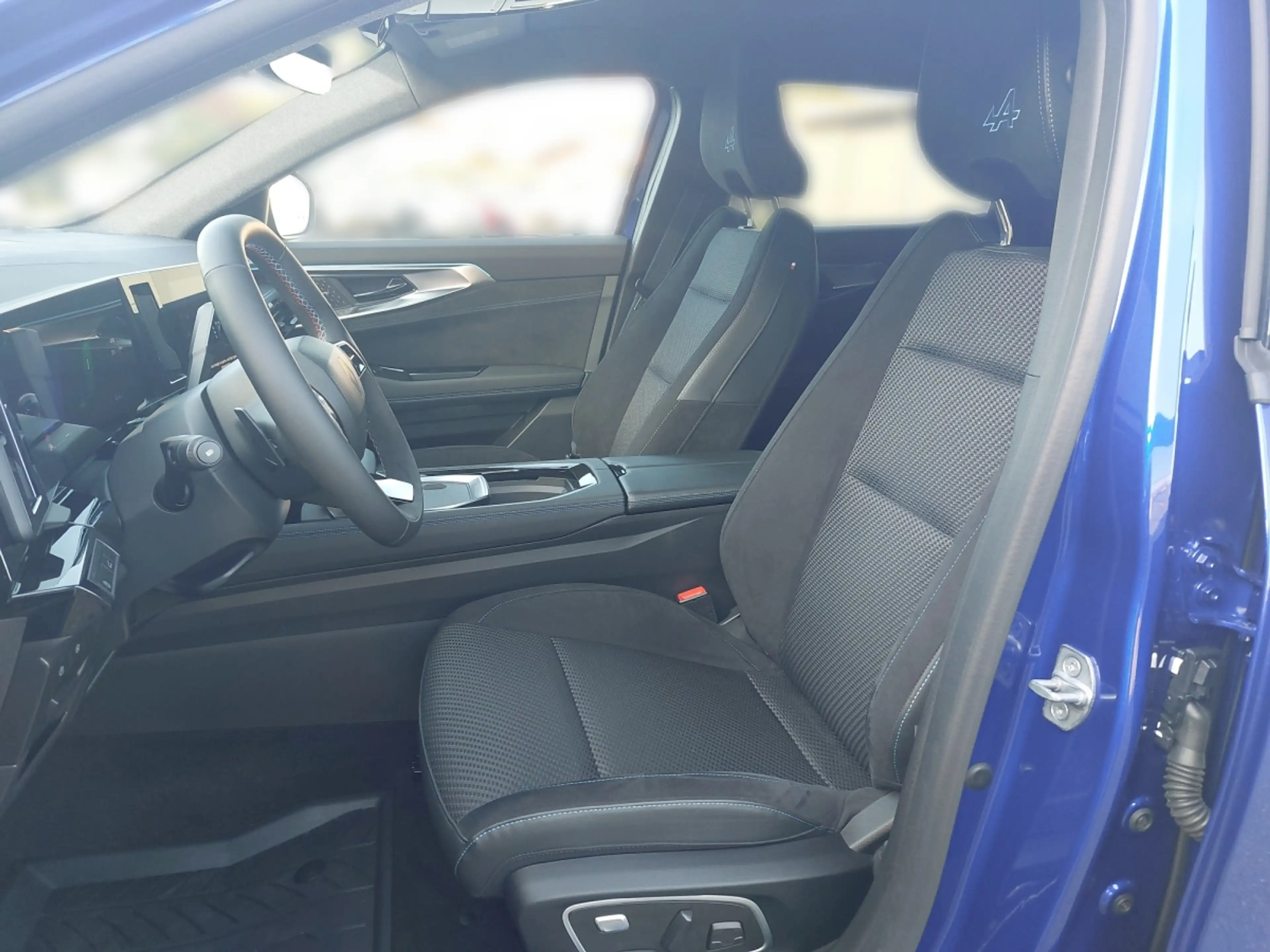 Renault Austral Iconic Esprit Alpine E-Tech Full Hybrid 200 — photo 5