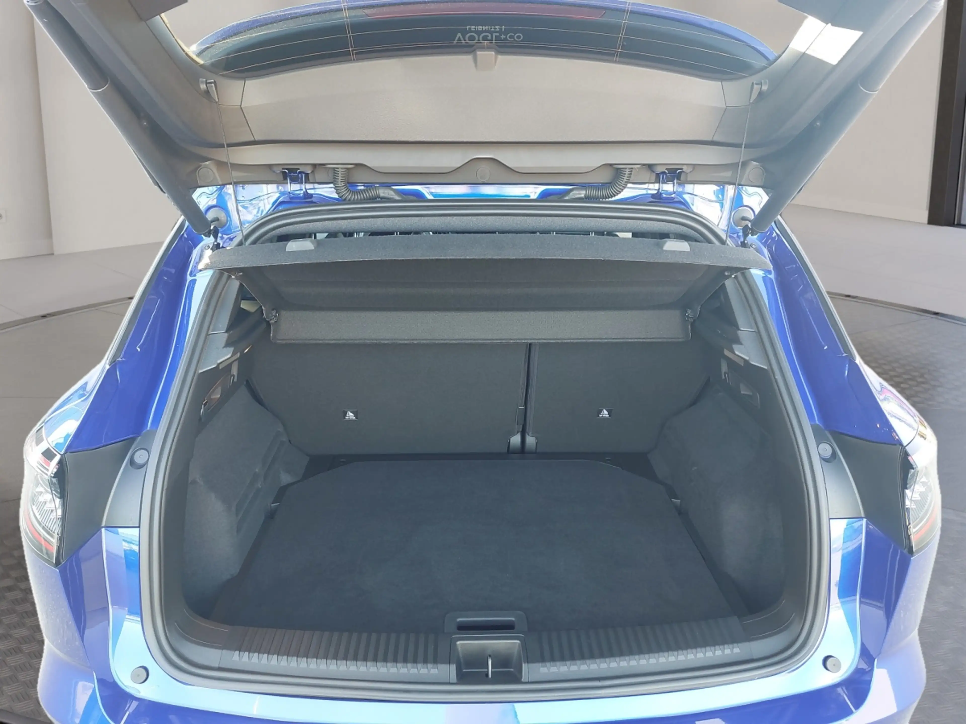 Renault Austral Iconic Esprit Alpine E-Tech Full Hybrid 200 — photo 12