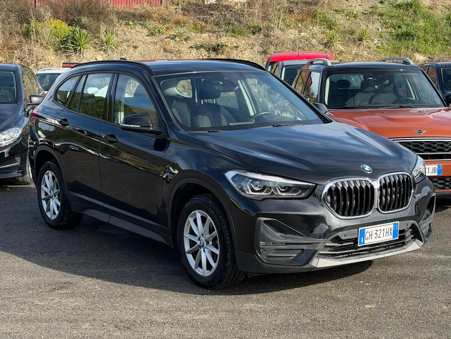 BMW X1 X1 F48 2021 sdrive16d Business Advantage auto Noir - 1